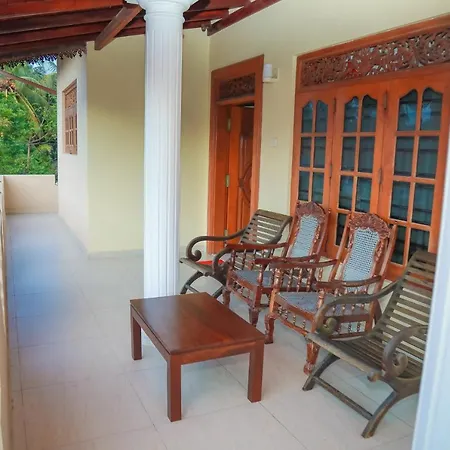 Hasaranga Holiday House Hikkaduwa Exterior photo