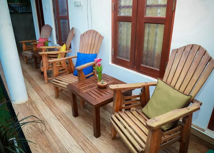 Hasaranga Holiday House